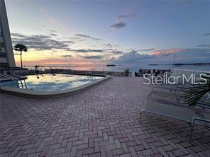 ISLAND TOWERS - Residential Lease