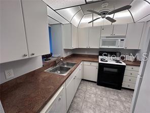 ISLAND TOWERS - Residential Lease