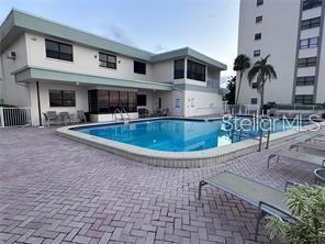 ISLAND TOWERS - Residential Lease