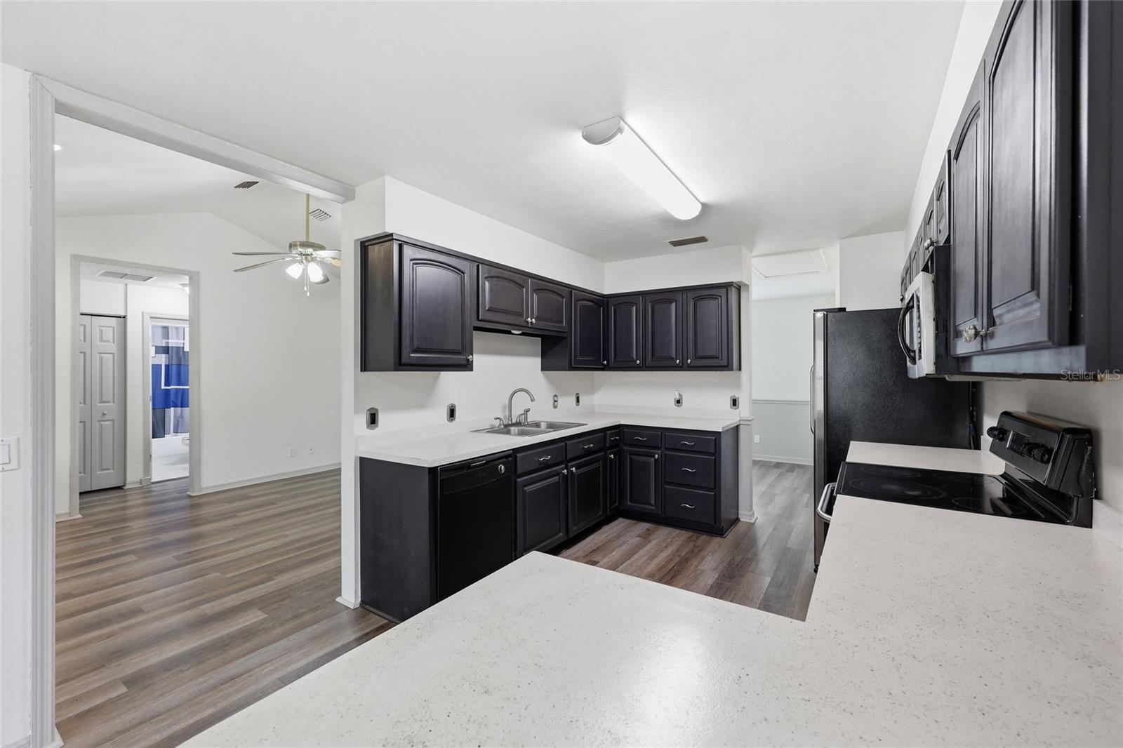 CHAPMAN & WHITES ADD - Residential