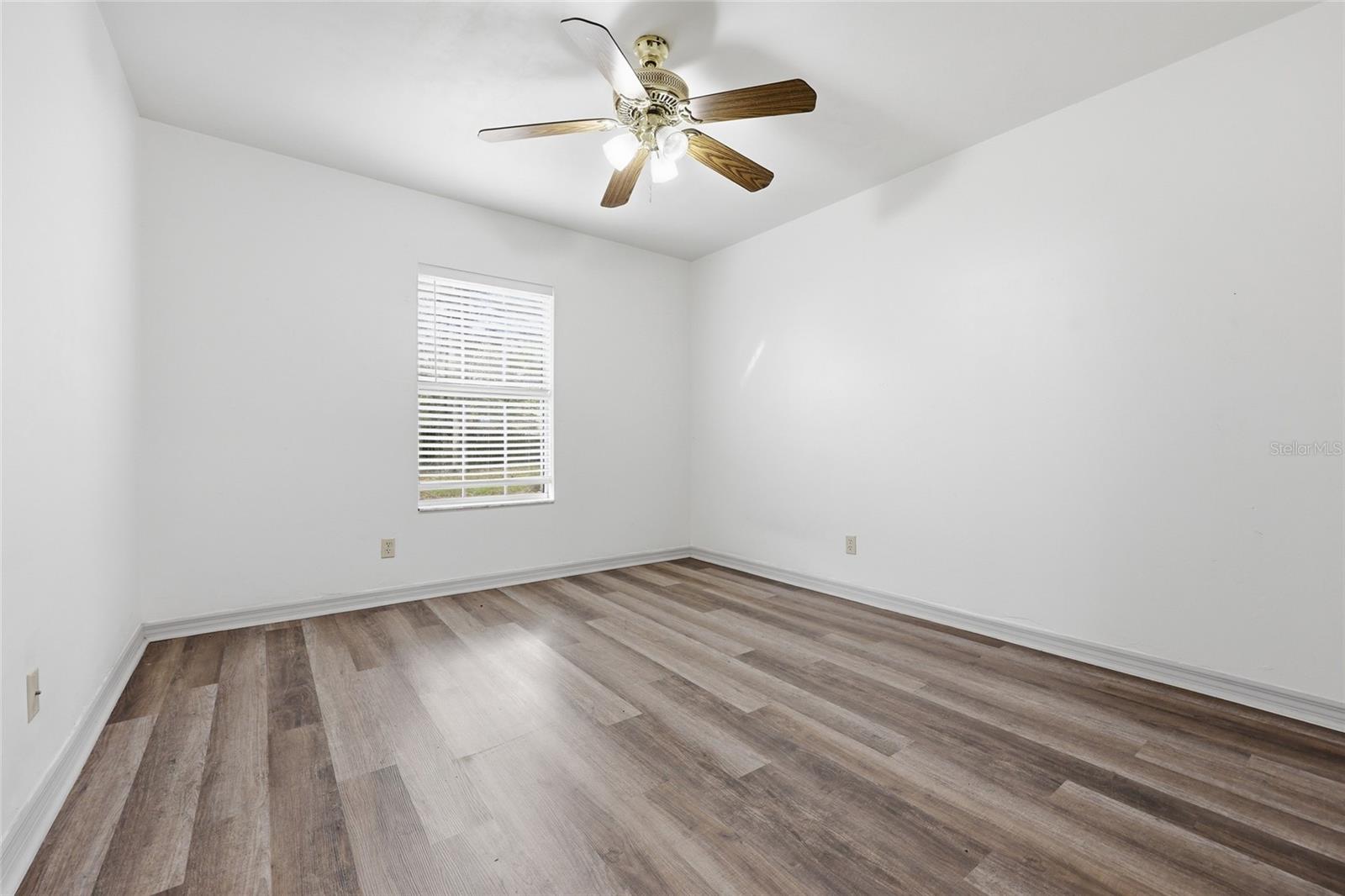 CHAPMAN & WHITES ADD - Residential