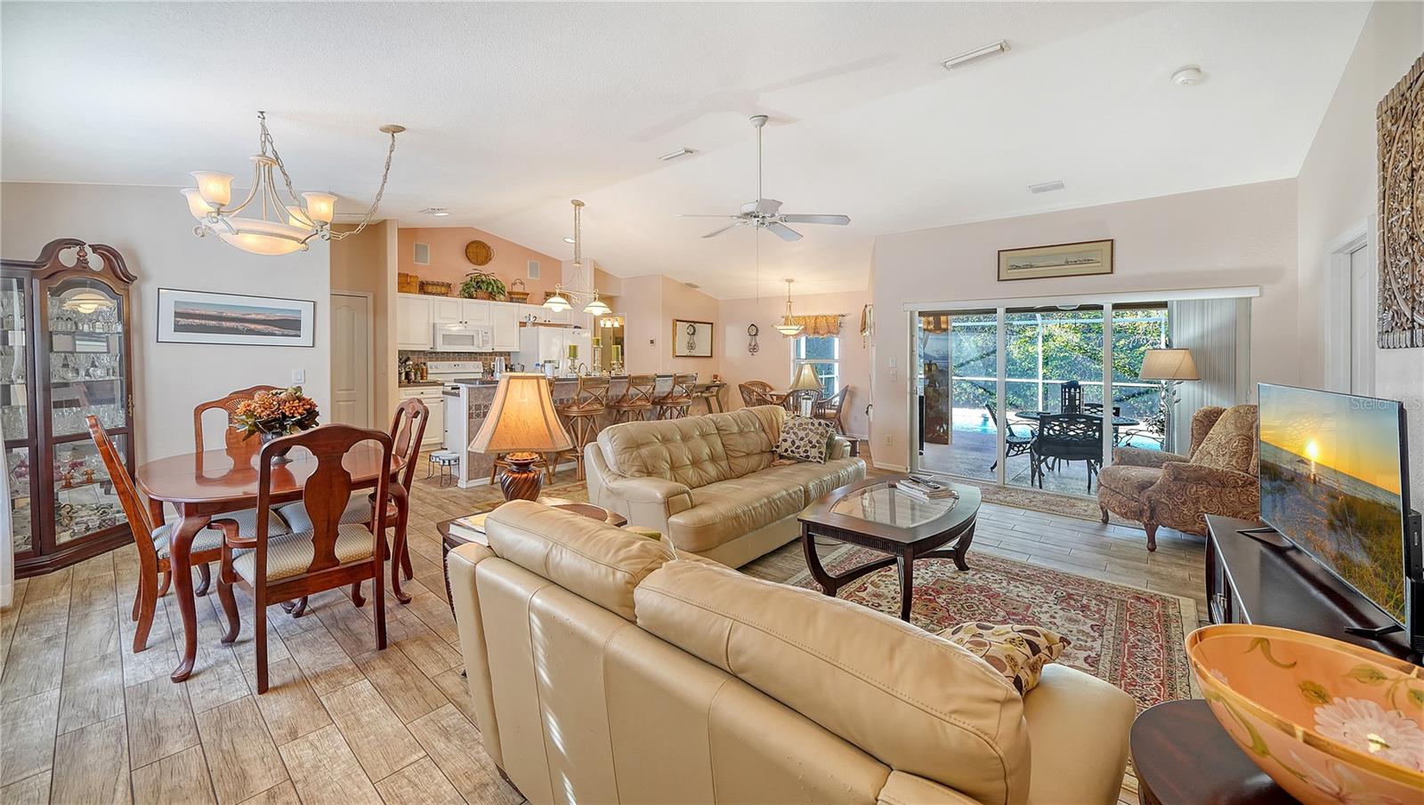 6200 PLAMENDON AVENUE