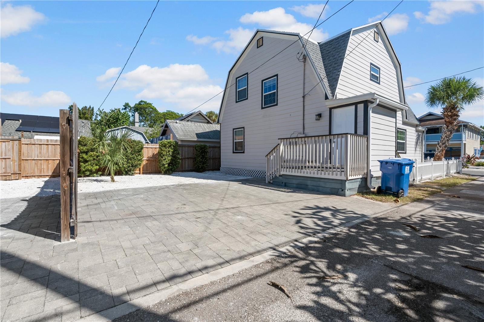 HALLS CENTRAL AVE 1 - Residential