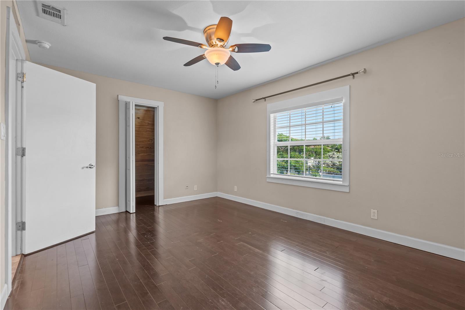 HALLS CENTRAL AVE 1 - Residential