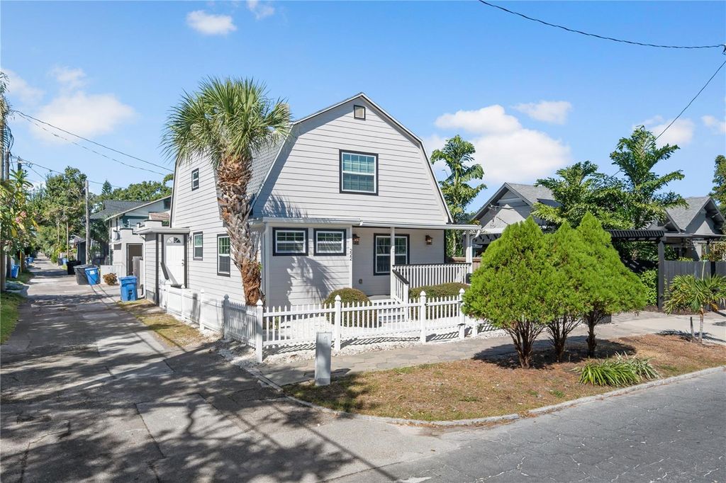 Photo of 222 25th Street N, St Petersburg, FL 33713 (MLS # TB8440701)