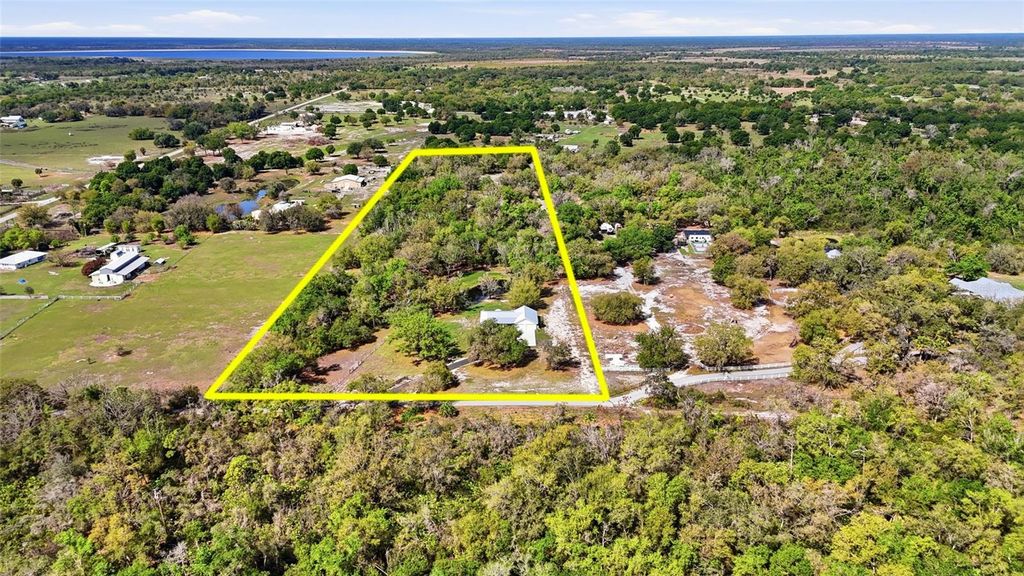 Photo of 7825 SW Vineyard Terrace, Arcadia, FL 34269 (MLS # C7523879)