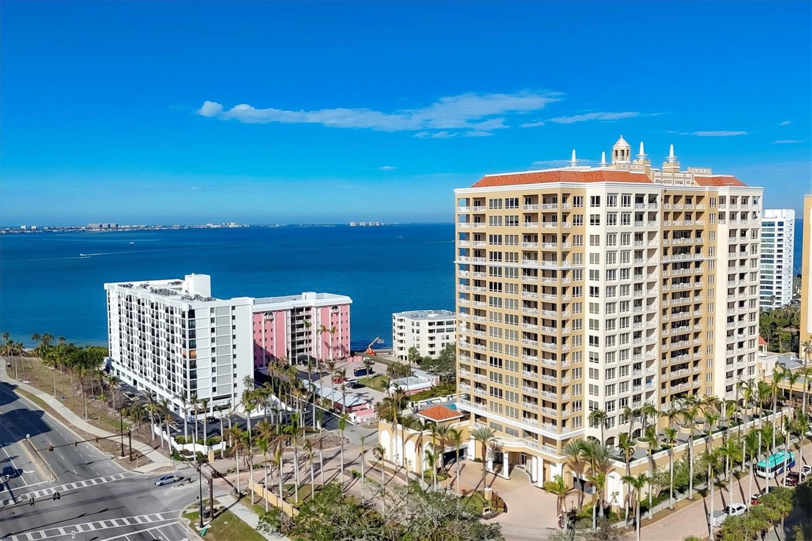 35 WATERGATE DRIVE 1203