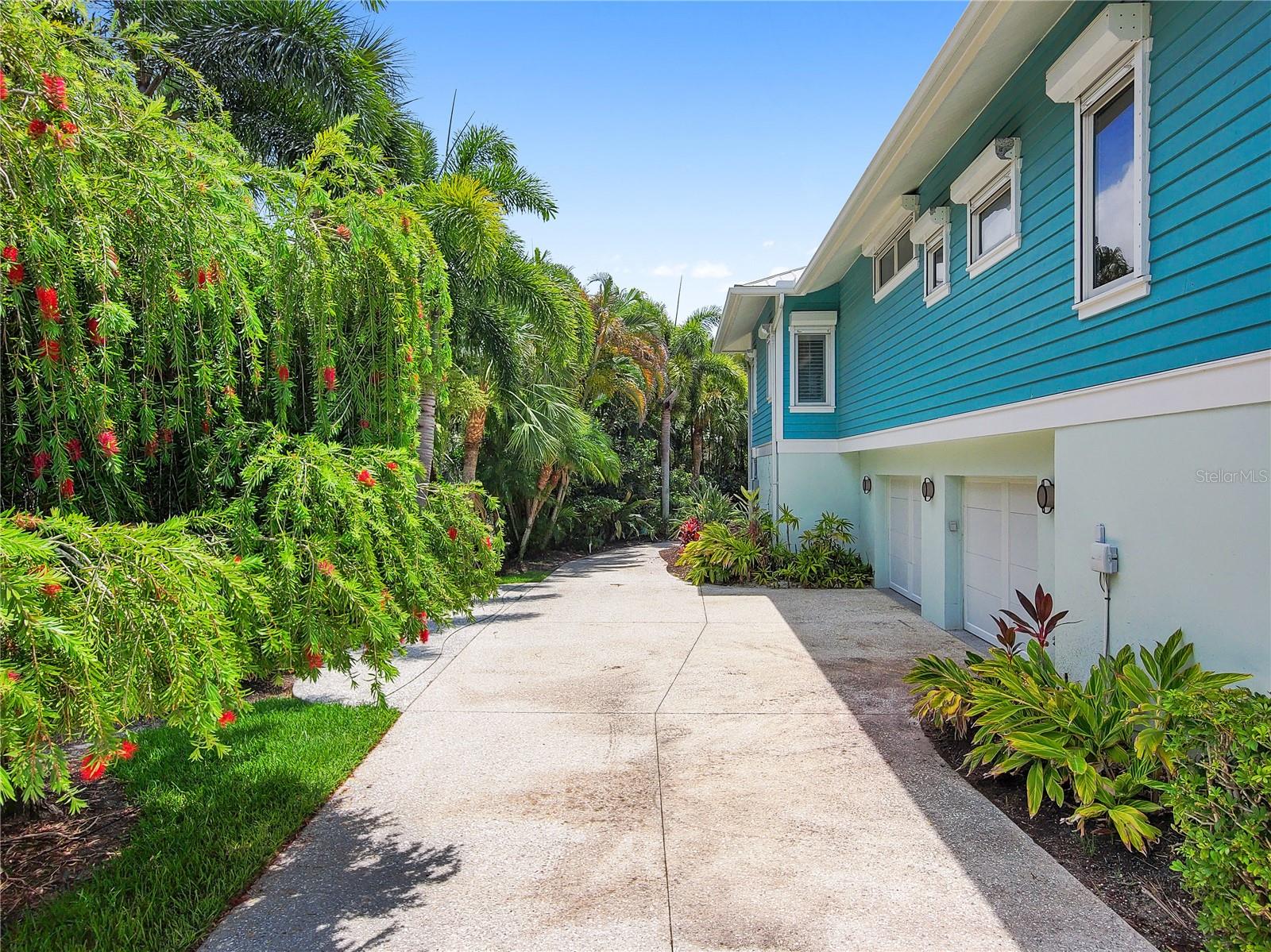 2519-EAGLE POINT CLUB THE - Residential