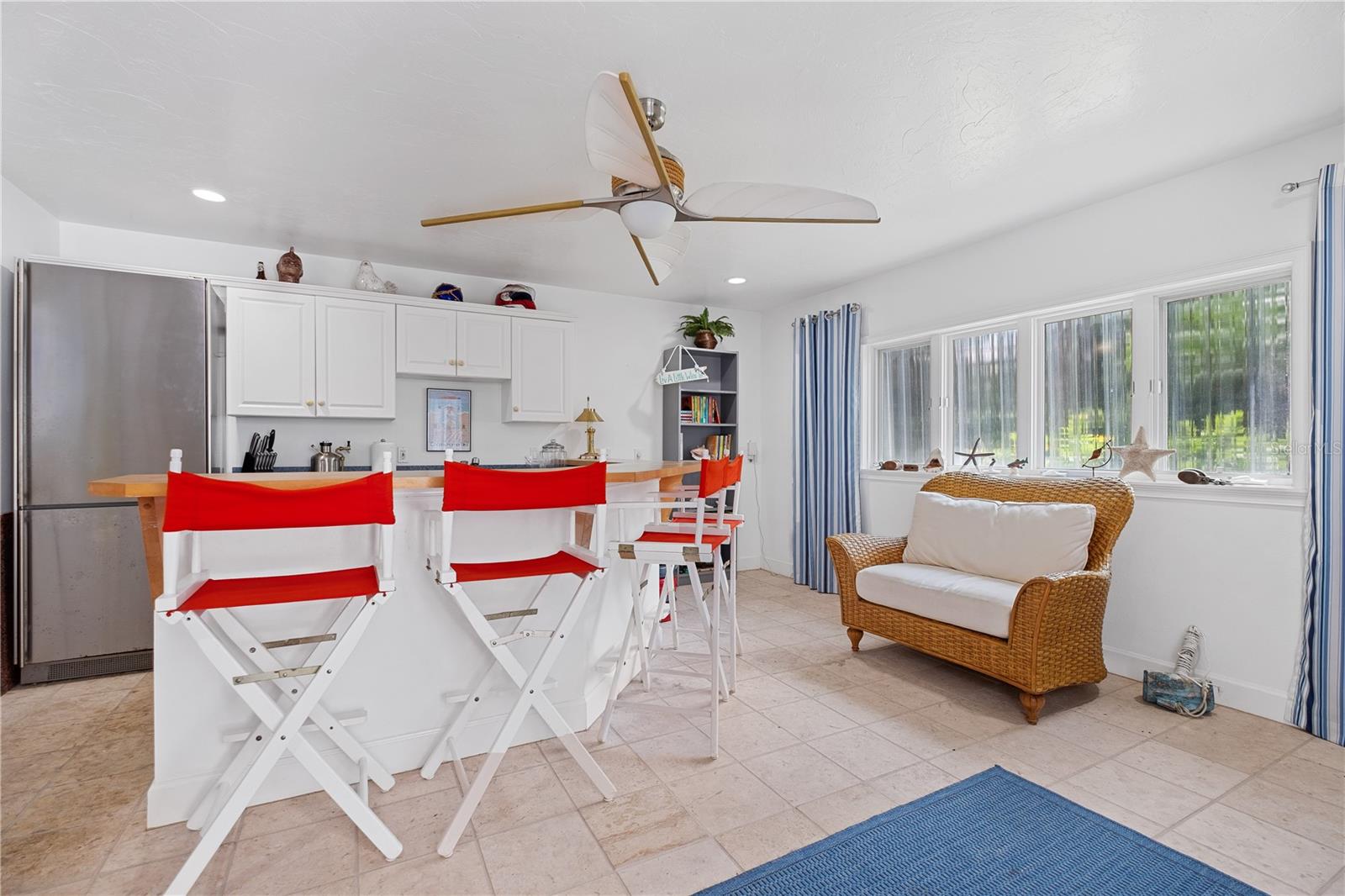 2519-EAGLE POINT CLUB THE - Residential