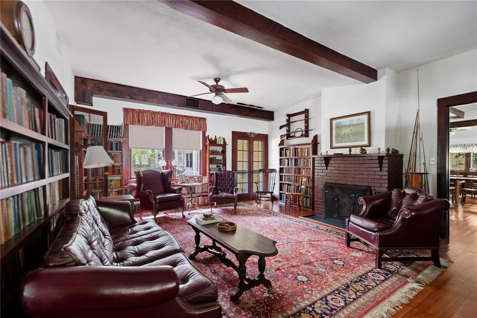 2519-EAGLE POINT CLUB THE - Residential