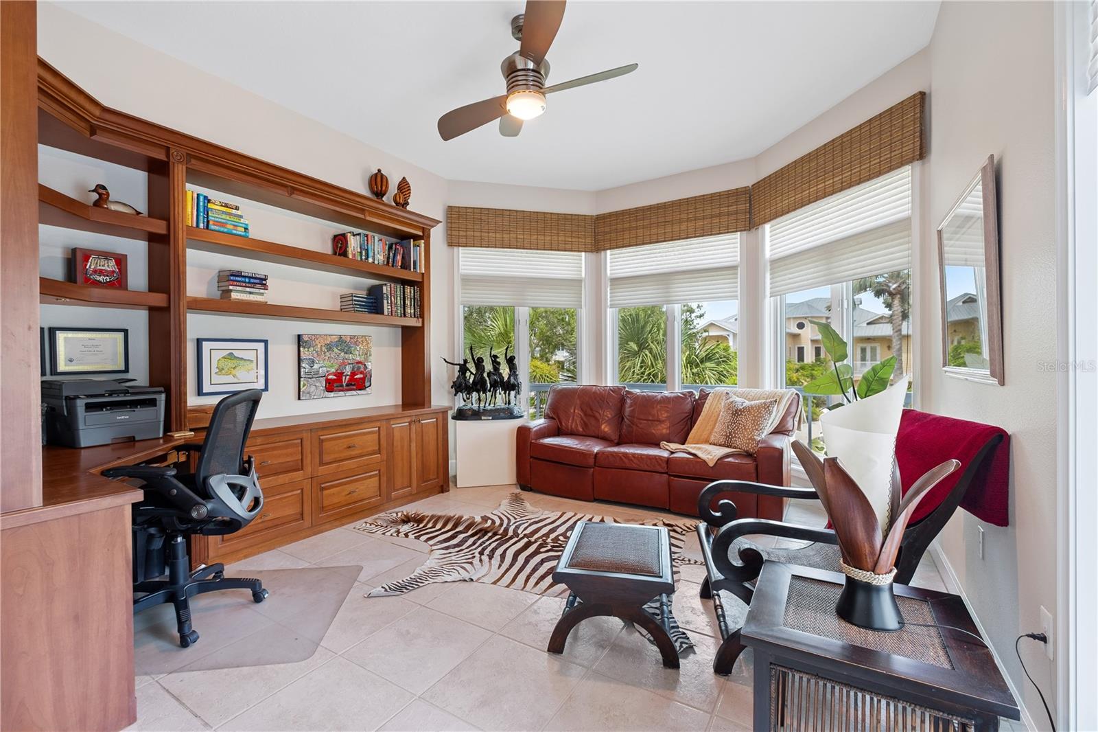 2519-EAGLE POINT CLUB THE - Residential