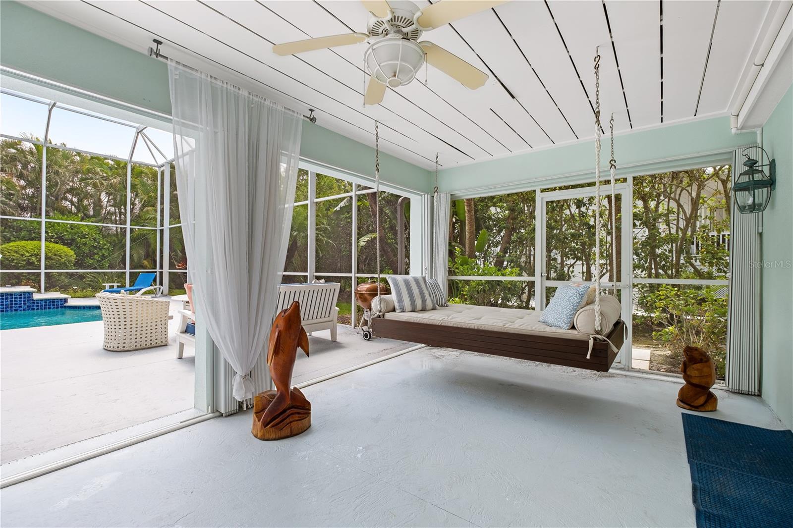 2519-EAGLE POINT CLUB THE - Residential