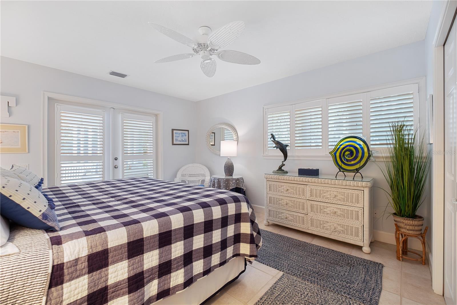 2519-EAGLE POINT CLUB THE - Residential