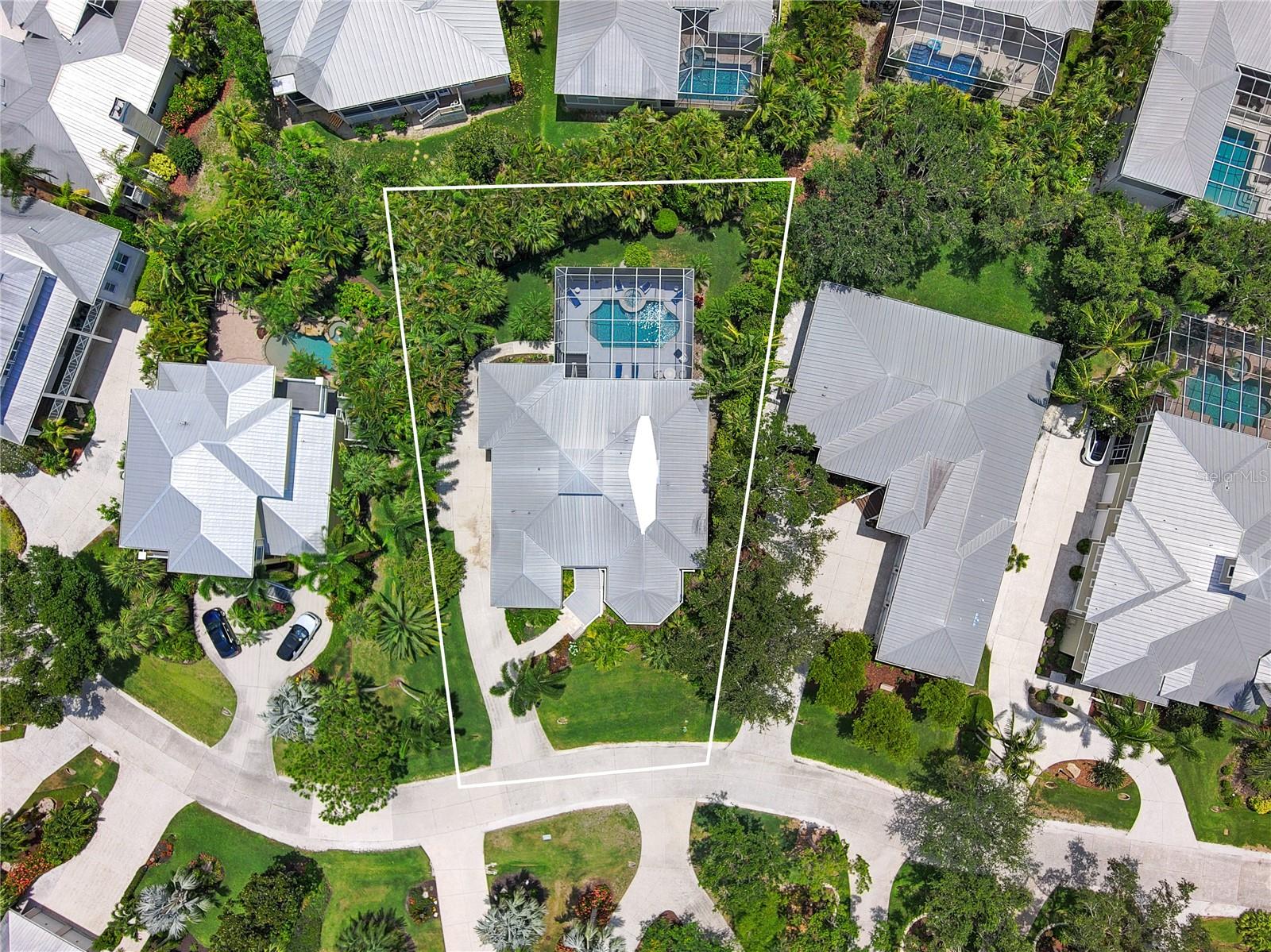 2519-EAGLE POINT CLUB THE - Residential