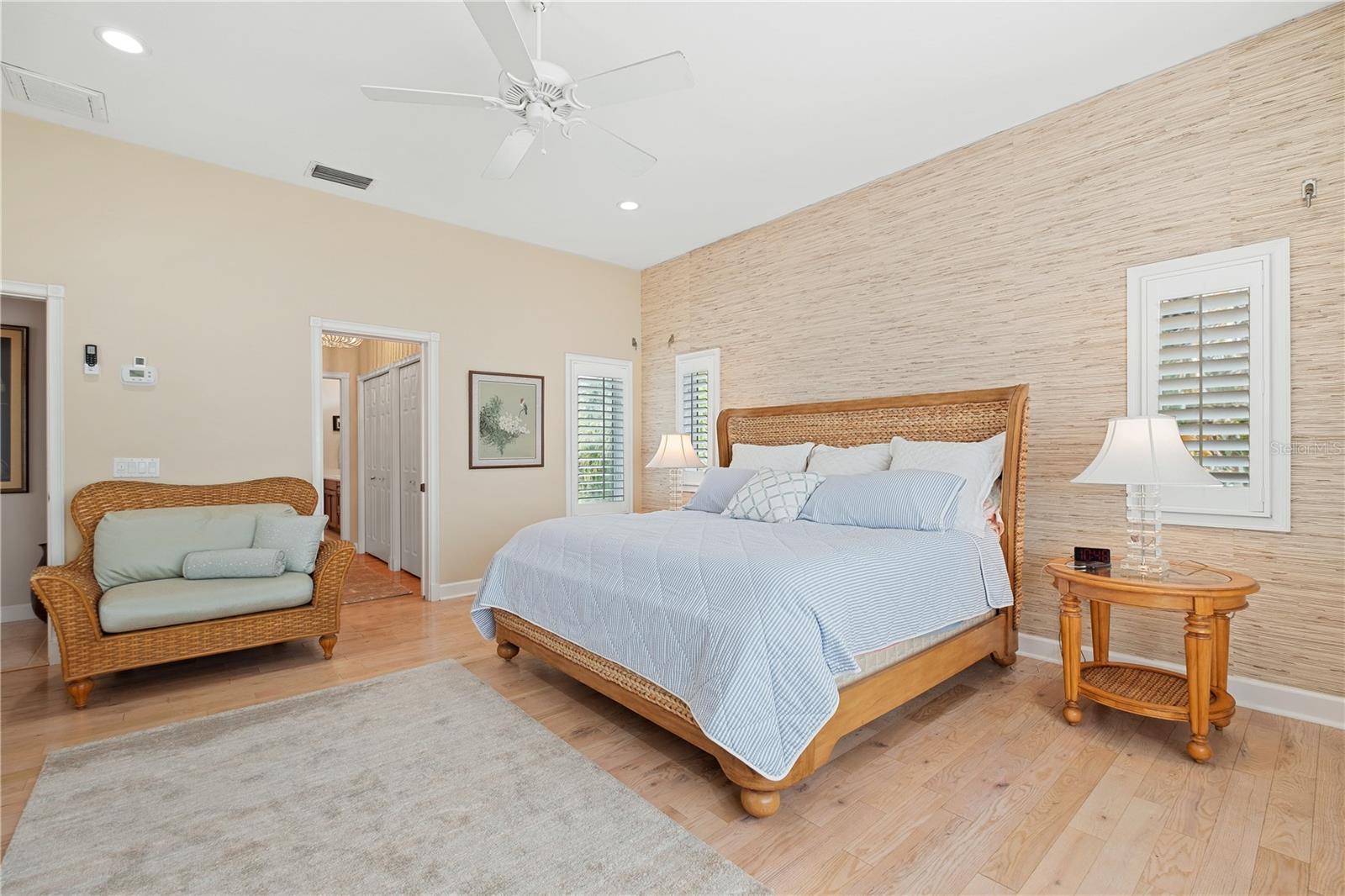 2519-EAGLE POINT CLUB THE - Residential