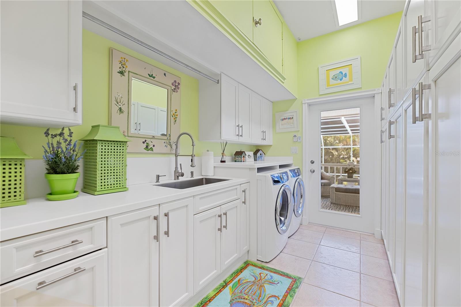 2519-EAGLE POINT CLUB THE - Residential