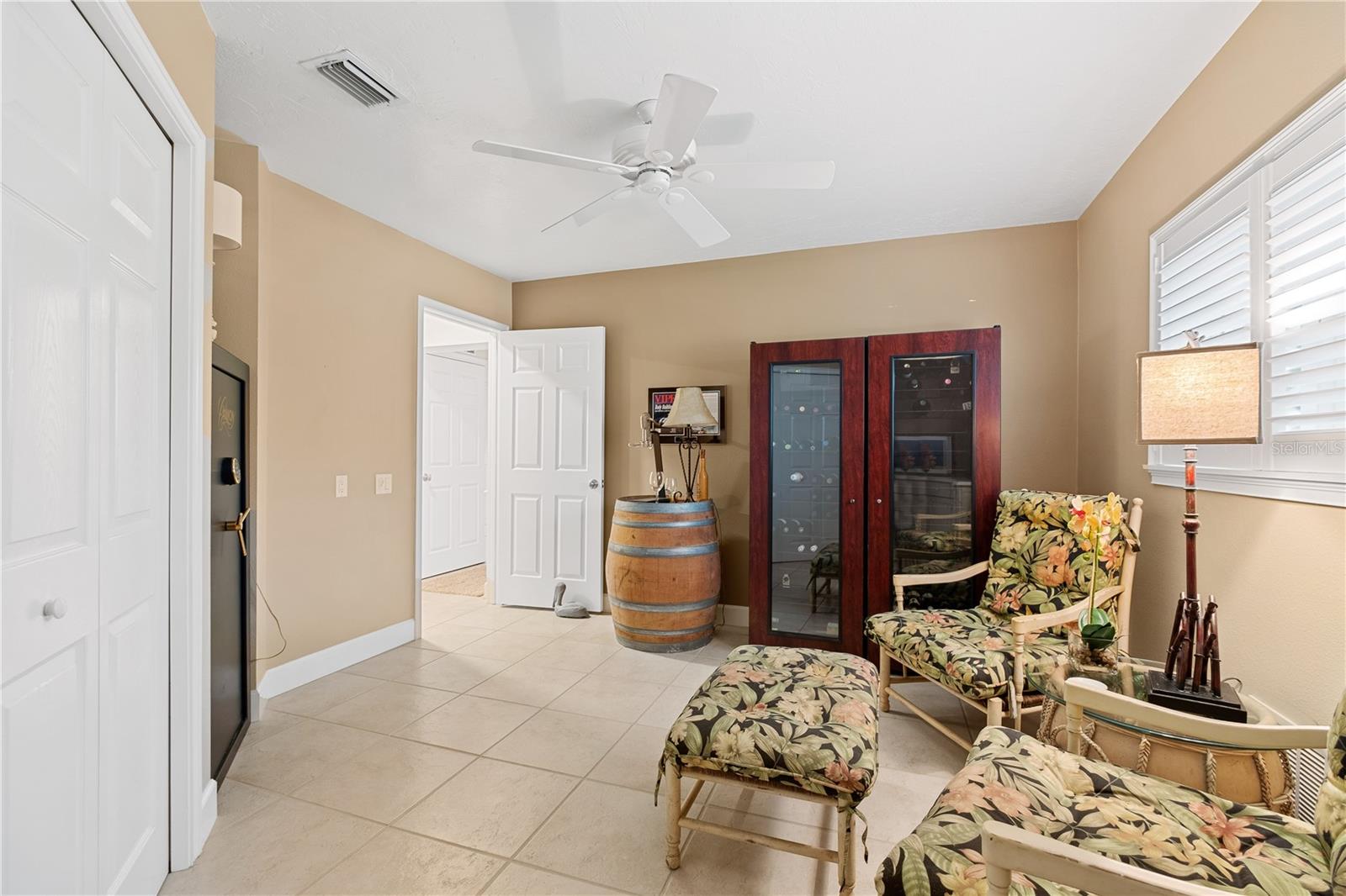 2519-EAGLE POINT CLUB THE - Residential