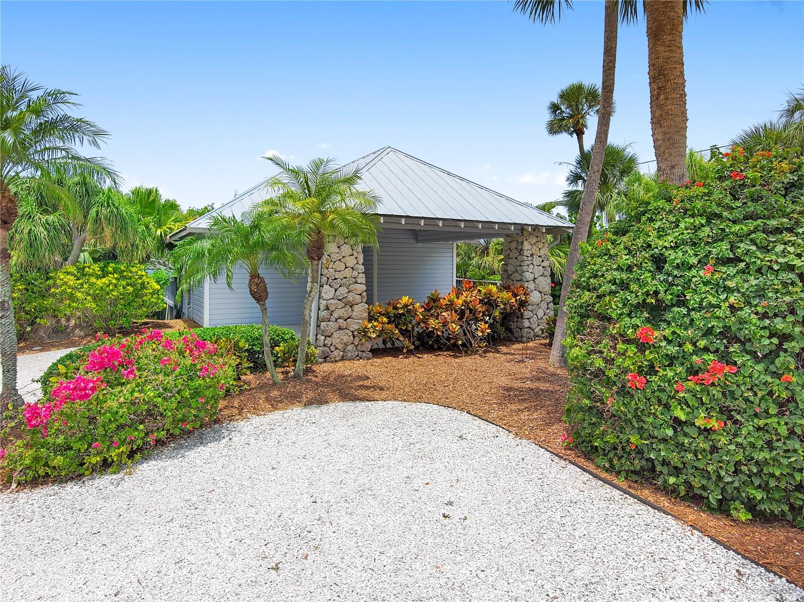 2519-EAGLE POINT CLUB THE - Residential