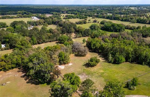 Tiny photo for 6124 NW 160th Street, Reddick, FL 32686 (MLS # OM716763)