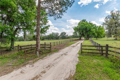 Tiny photo for 6124 NW 160th Street, Reddick, FL 32686 (MLS # OM716763)