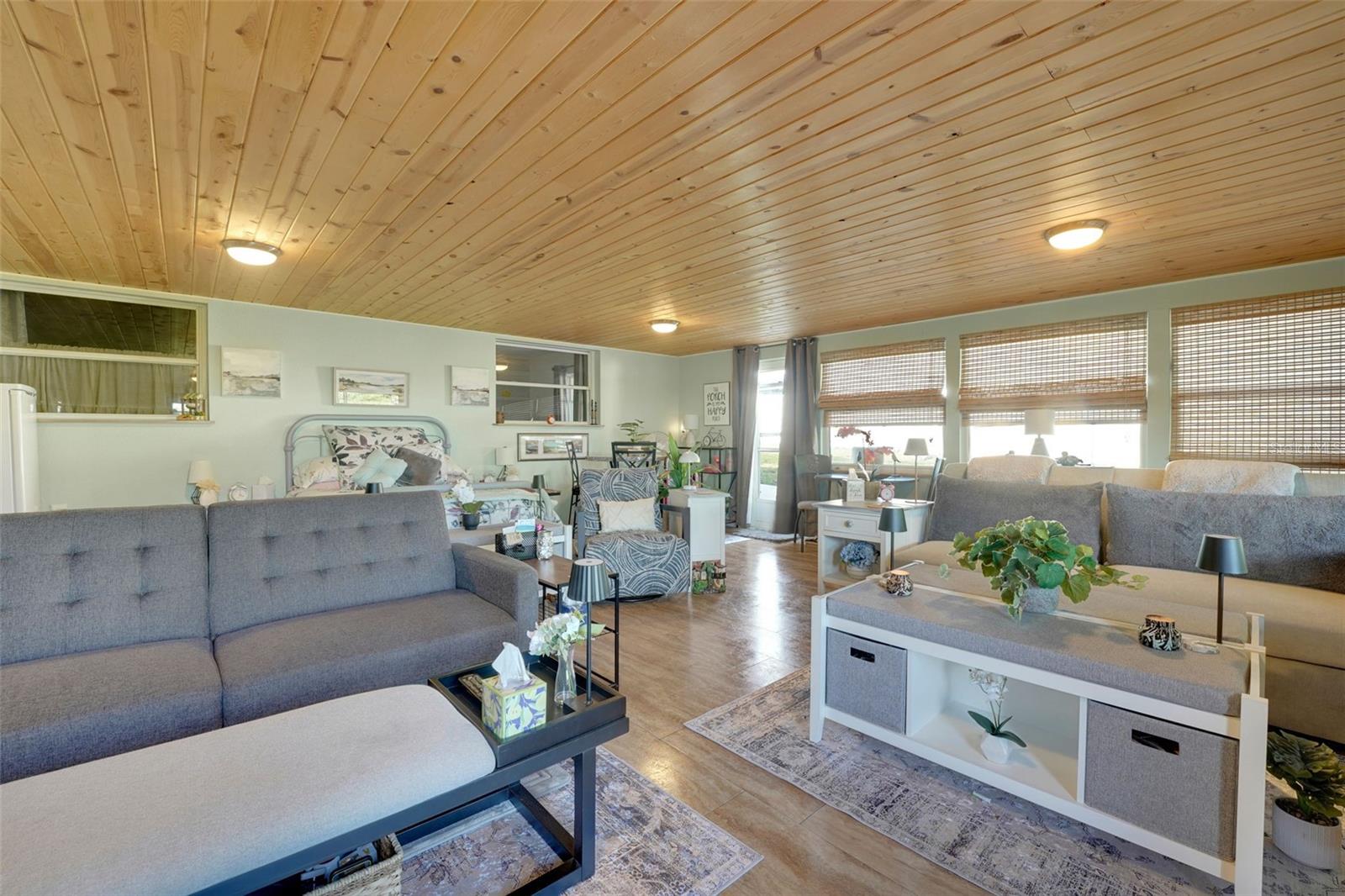 LAKE CANE ESTATES - Residential