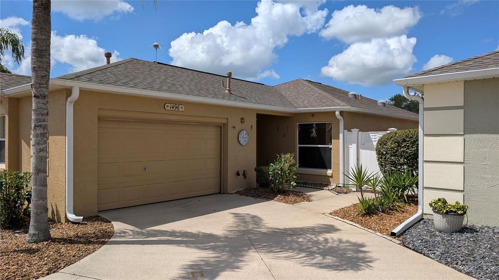 Photo of 1496 Lime Grove Lane, The Villages, FL 32162 (MLS # G5098536)