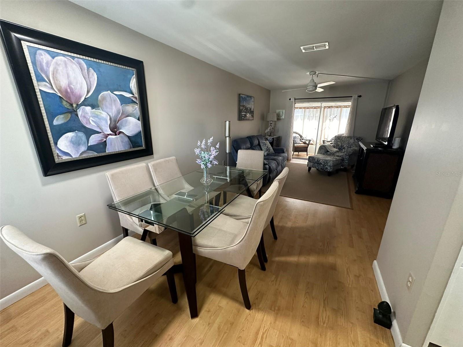 1832 SUNNY DRIVE D32