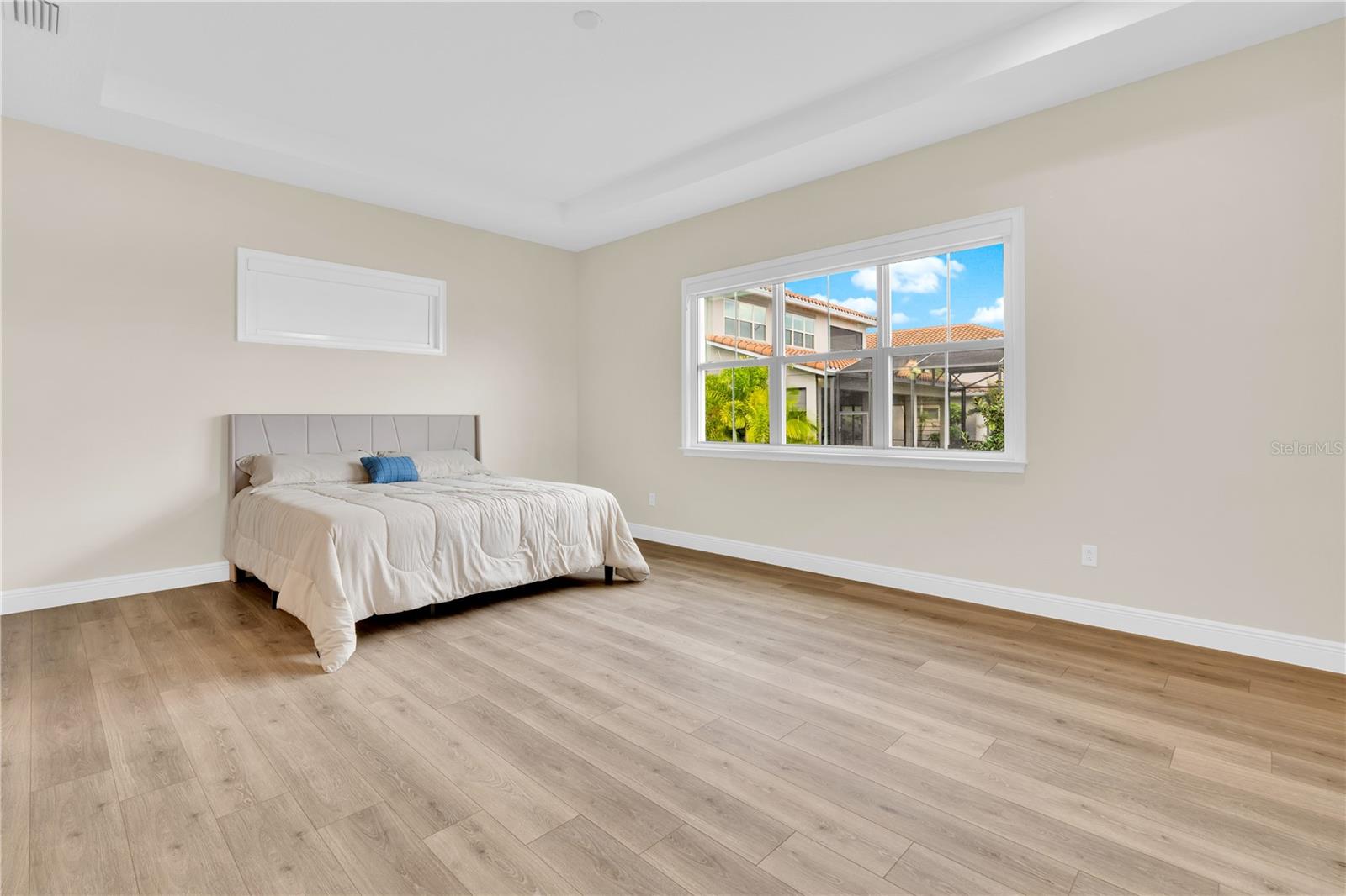 EAGLE CREEK - Residential