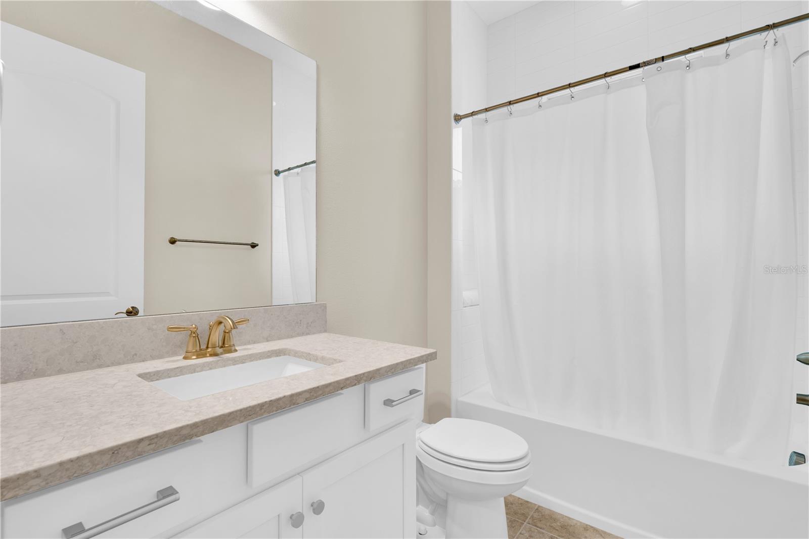 EAGLE CREEK - Residential