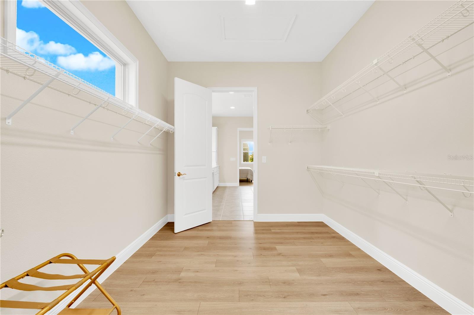 EAGLE CREEK - Residential