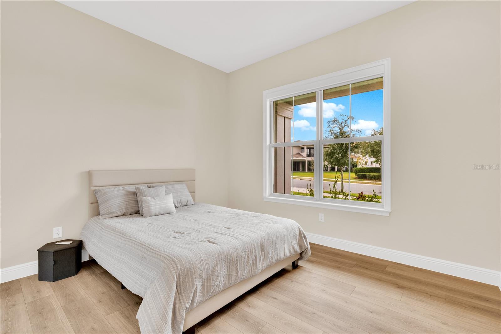 EAGLE CREEK - Residential