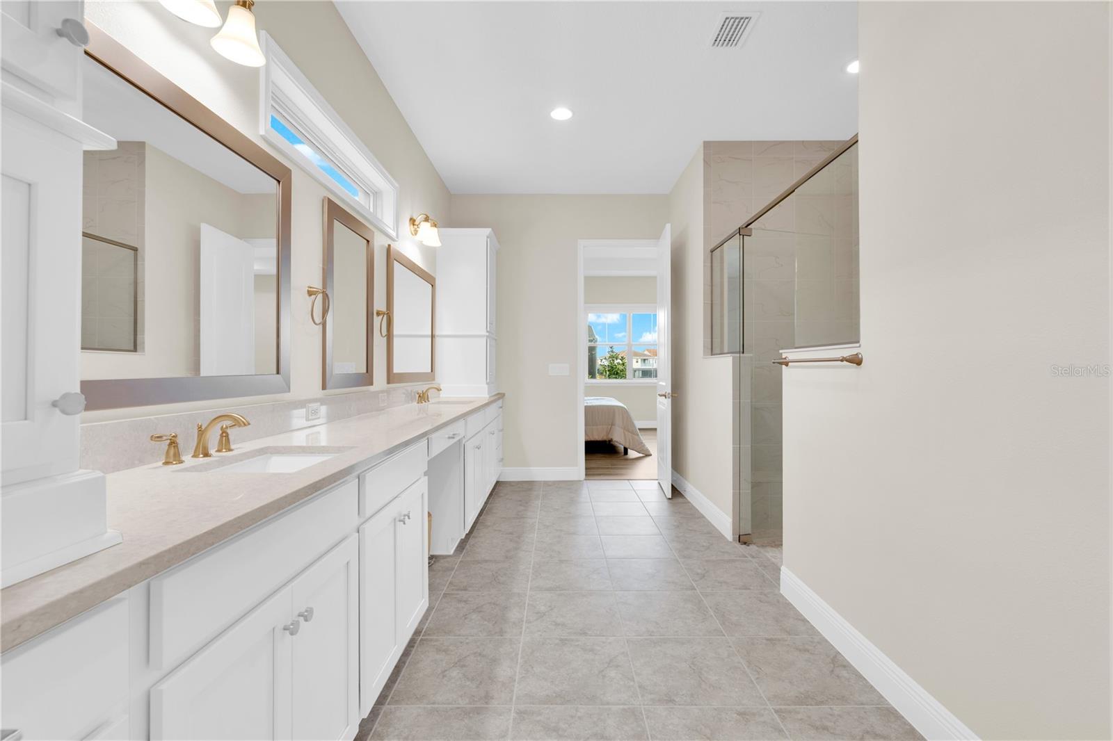 EAGLE CREEK - Residential