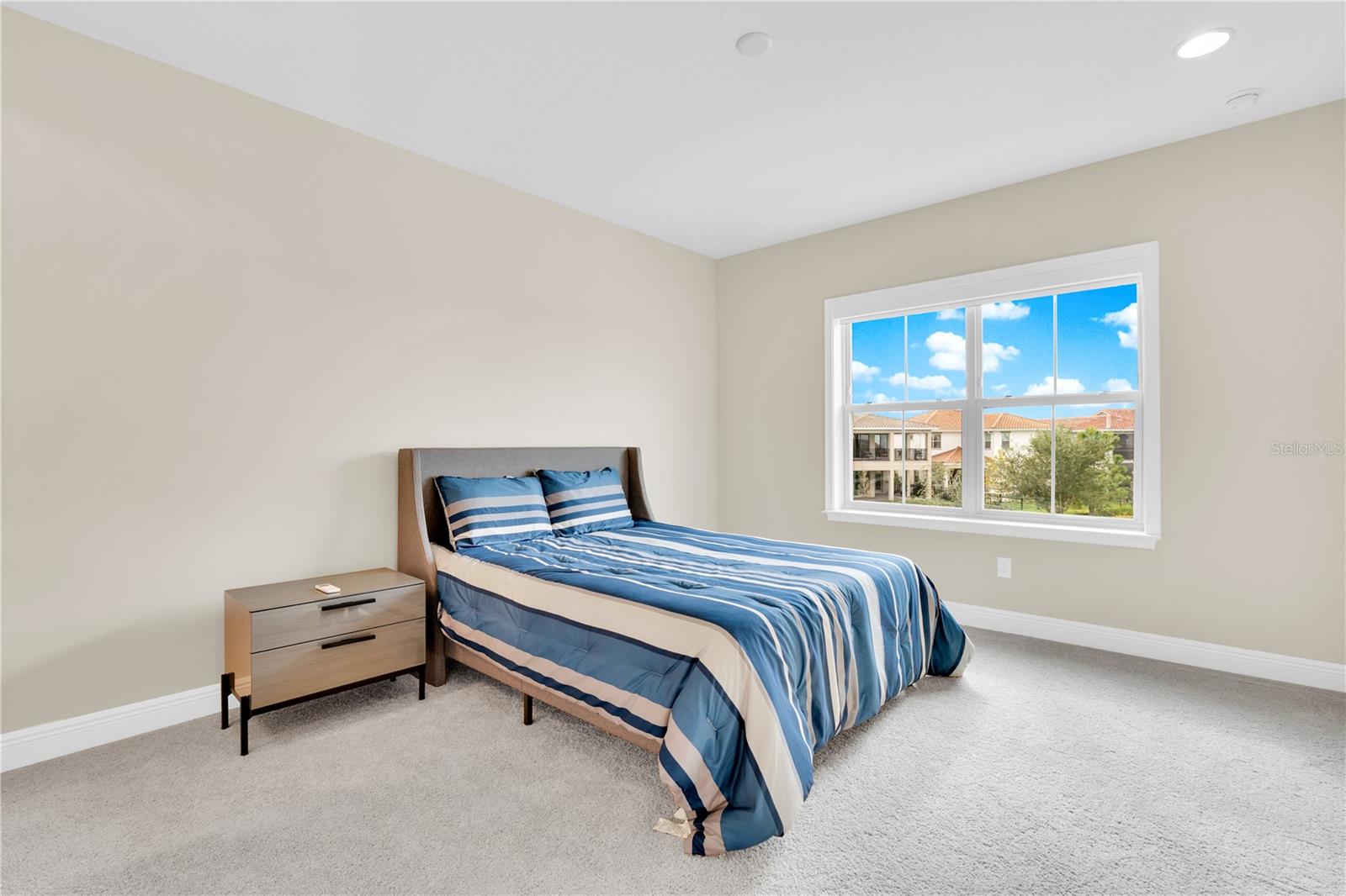 EAGLE CREEK - Residential