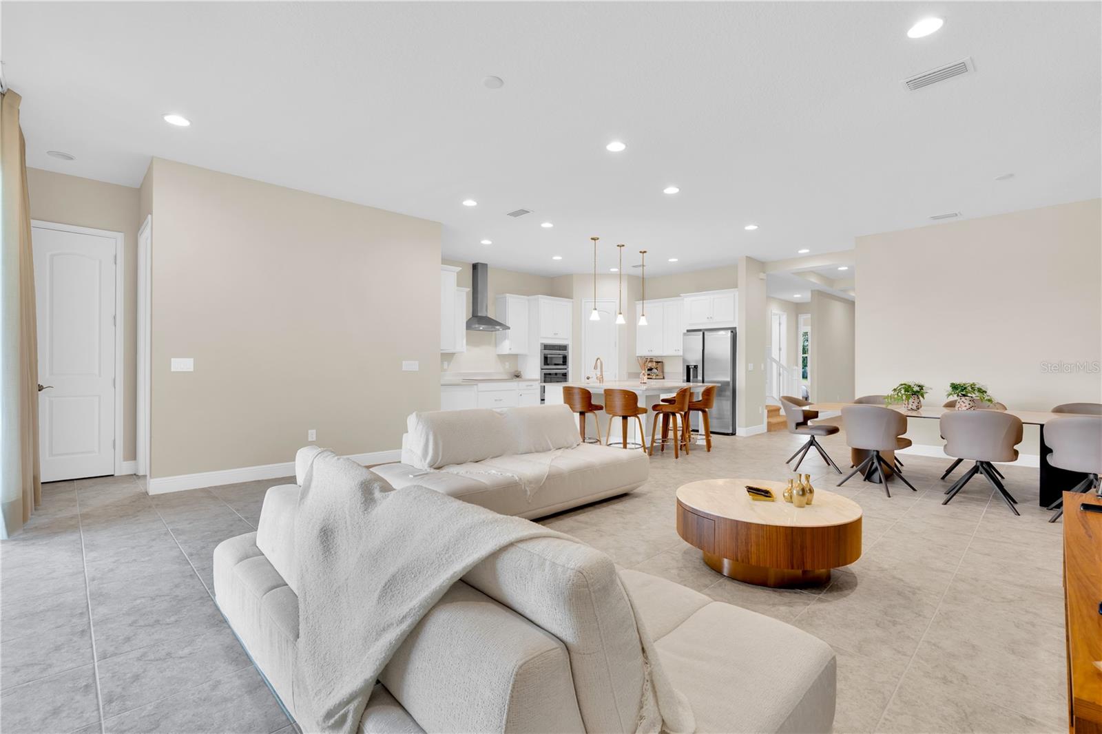 EAGLE CREEK - Residential