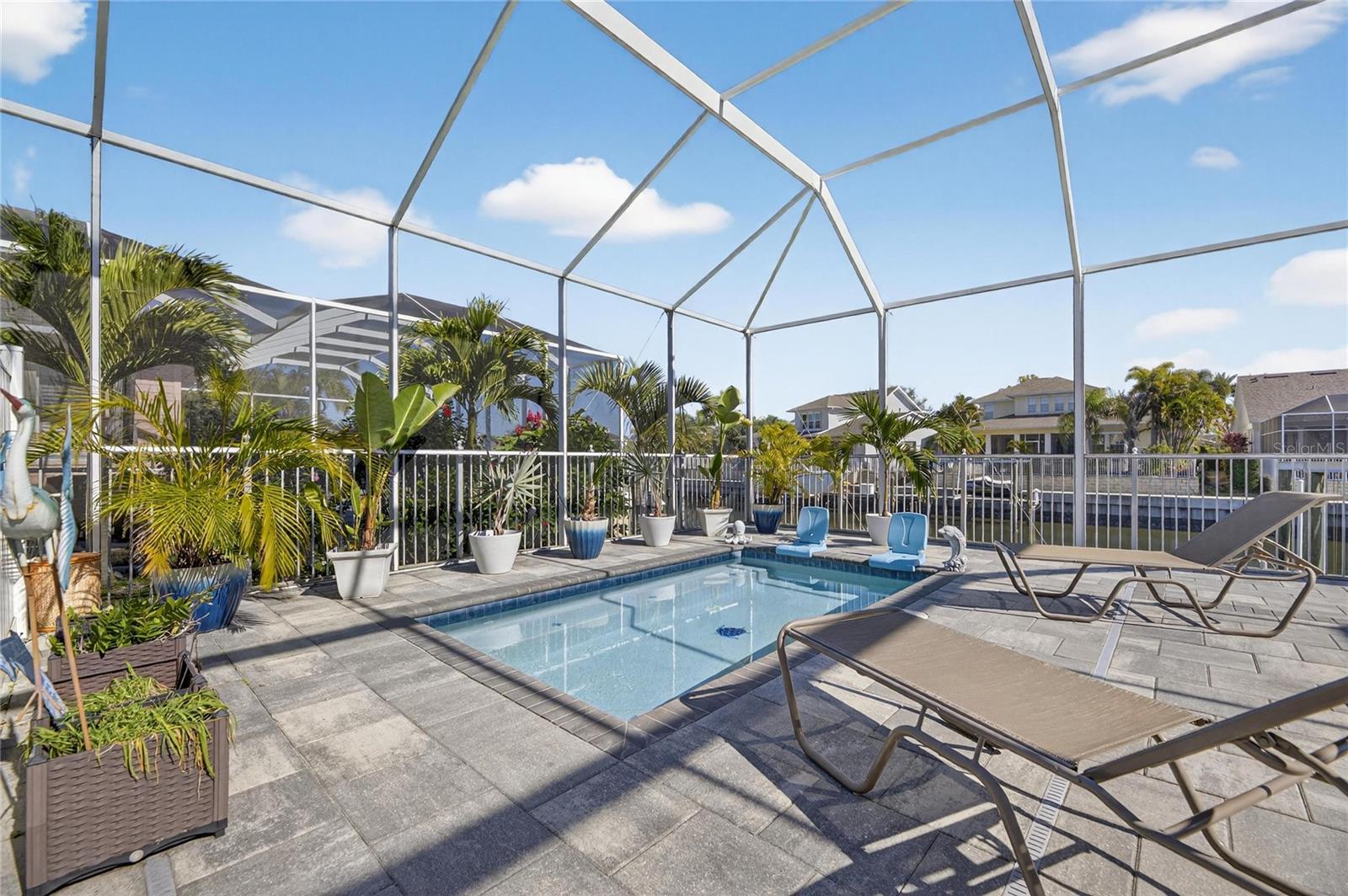 MIRABAY PH 3B-2 - Residential