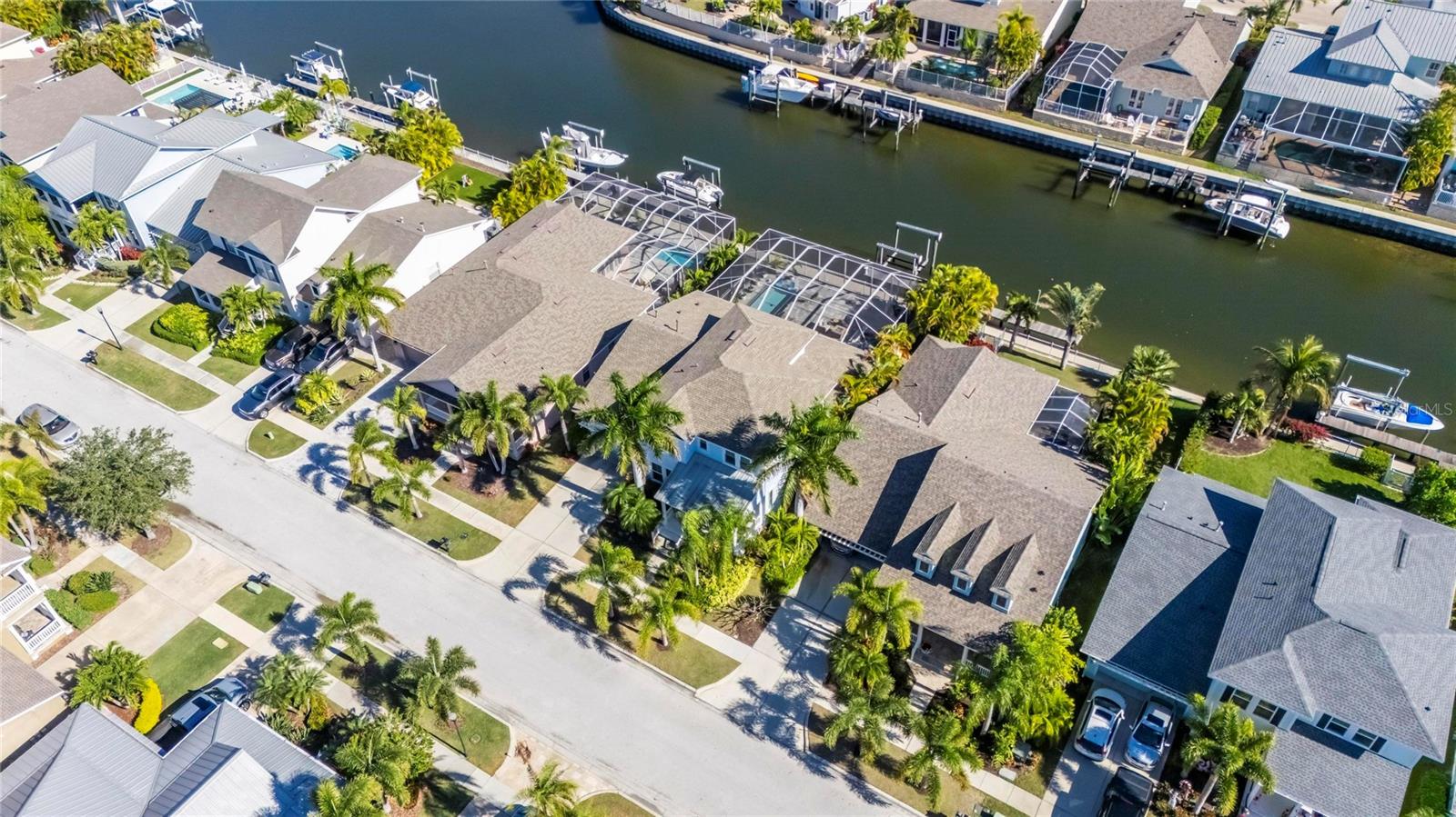 MIRABAY PH 3B-2 - Residential