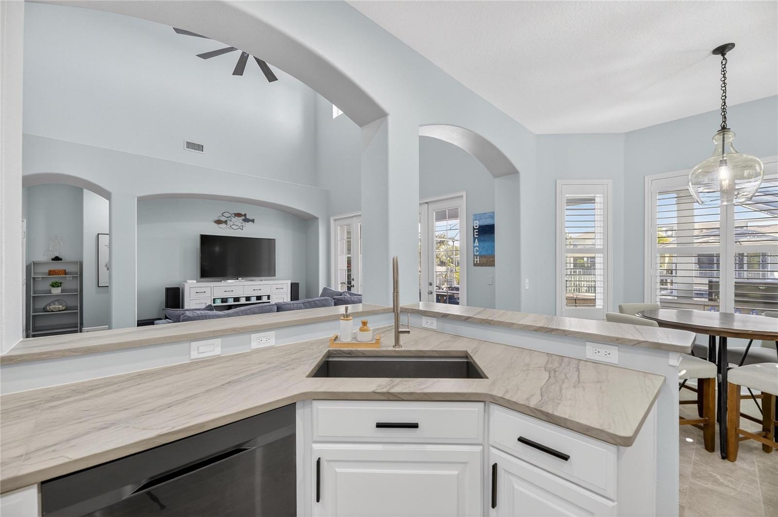 MIRABAY PH 3B-2 - Residential