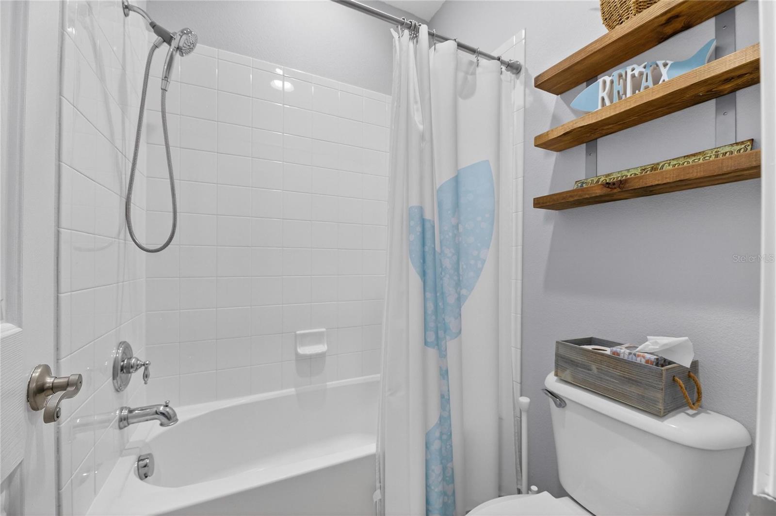 MIRABAY PH 3B-2 - Residential