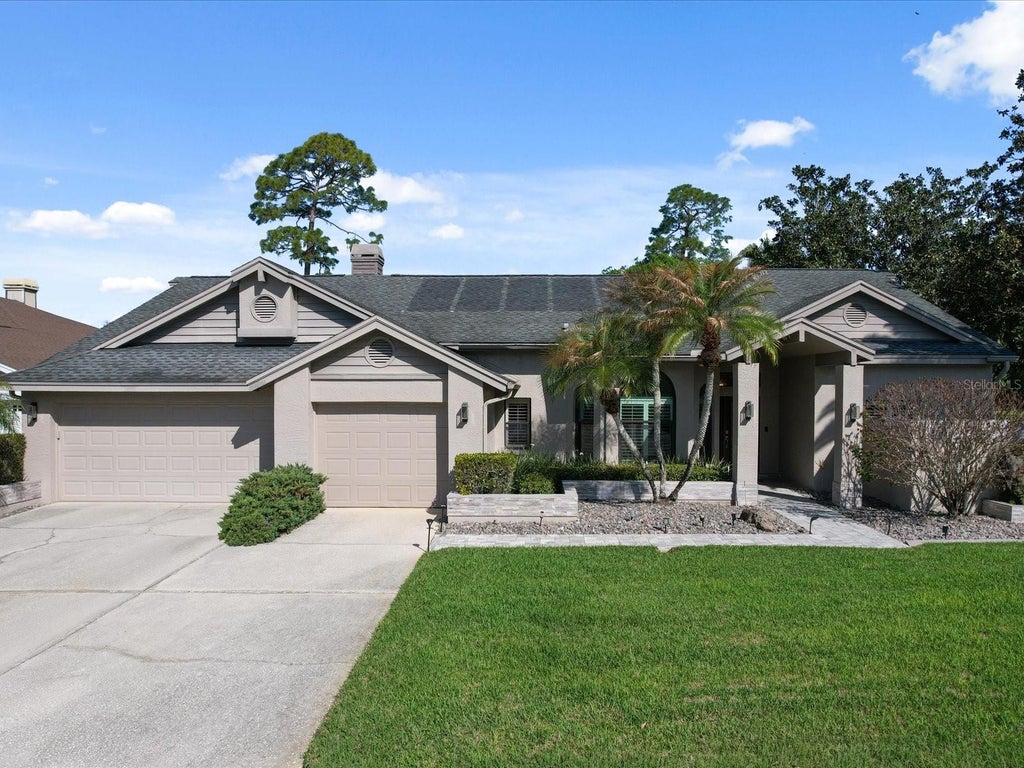 Photo of 10 Windrush Court, Oldsmar, FL 34677 (MLS # TB8558083)