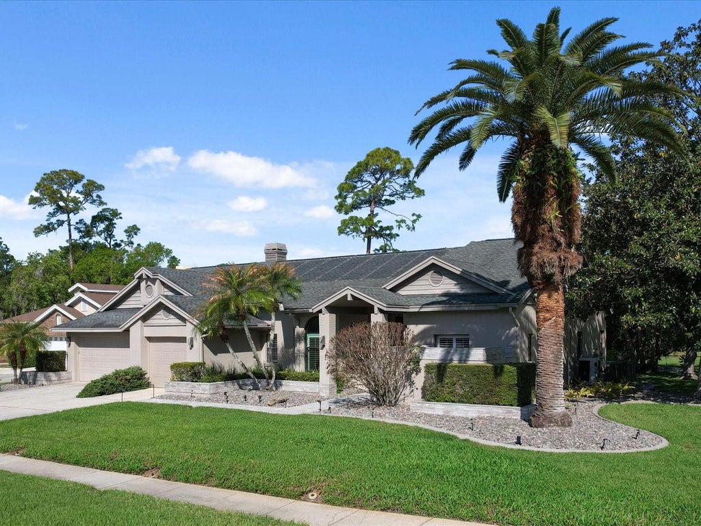Photo of 10 Windrush Court, Oldsmar, FL 34677 (MLS # TB8558083)