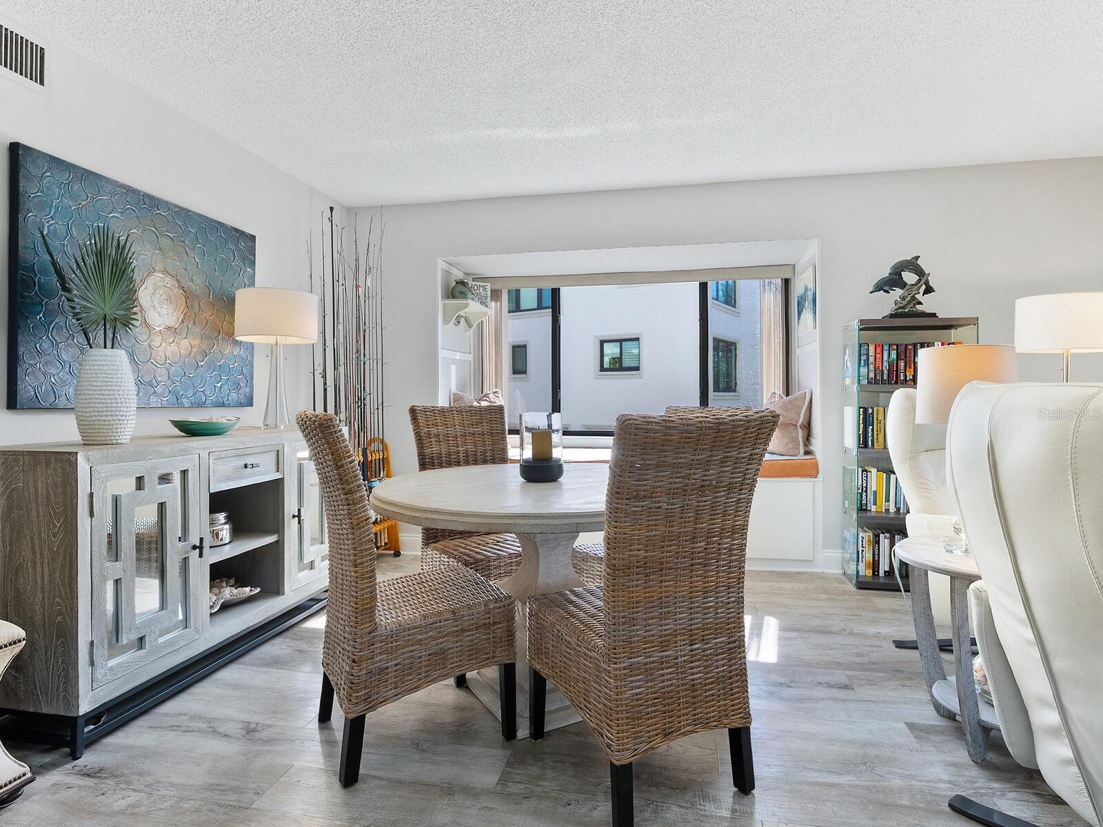 CASTAWAY COVE - Residential