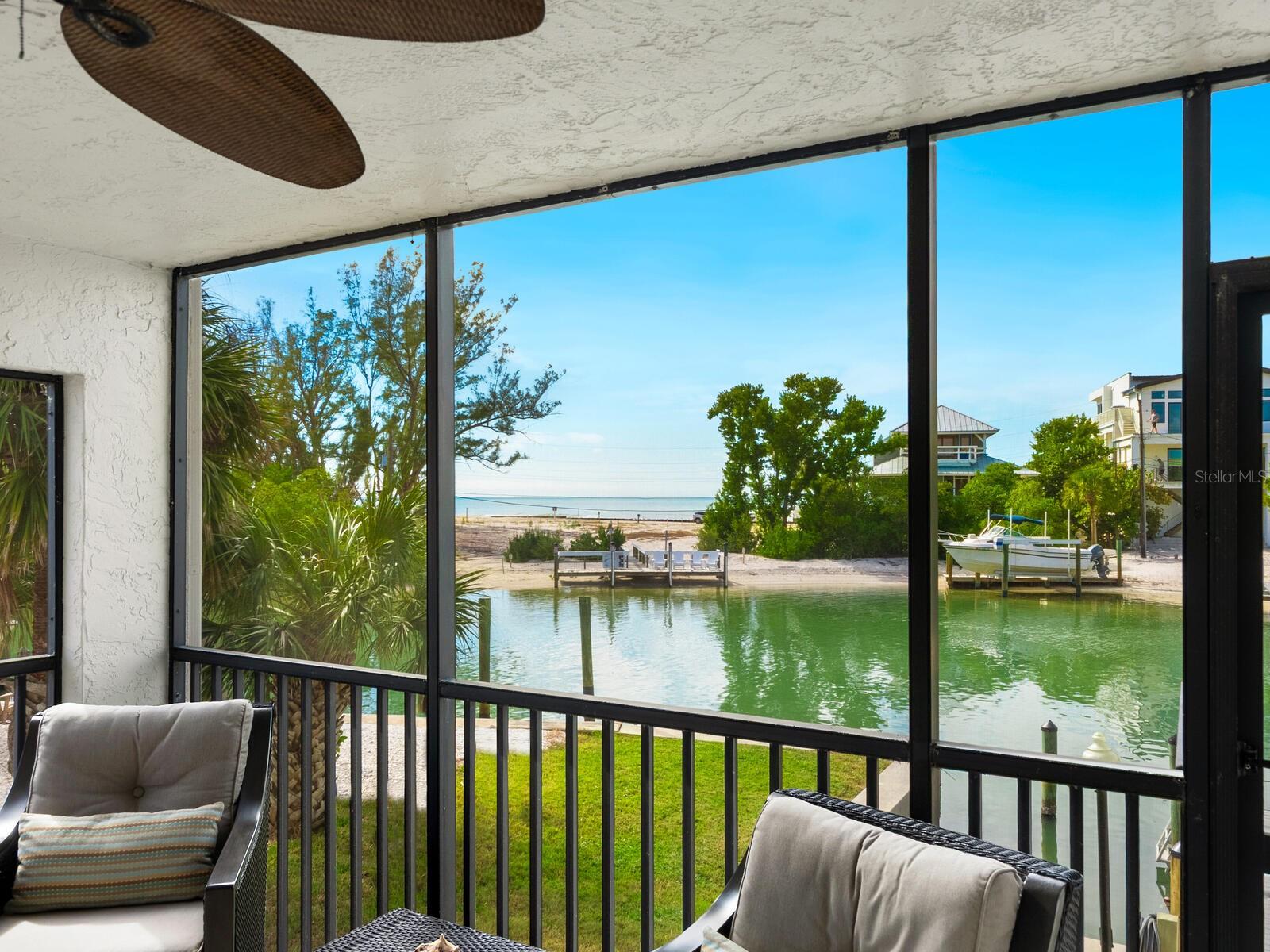 CASTAWAY COVE - Residential