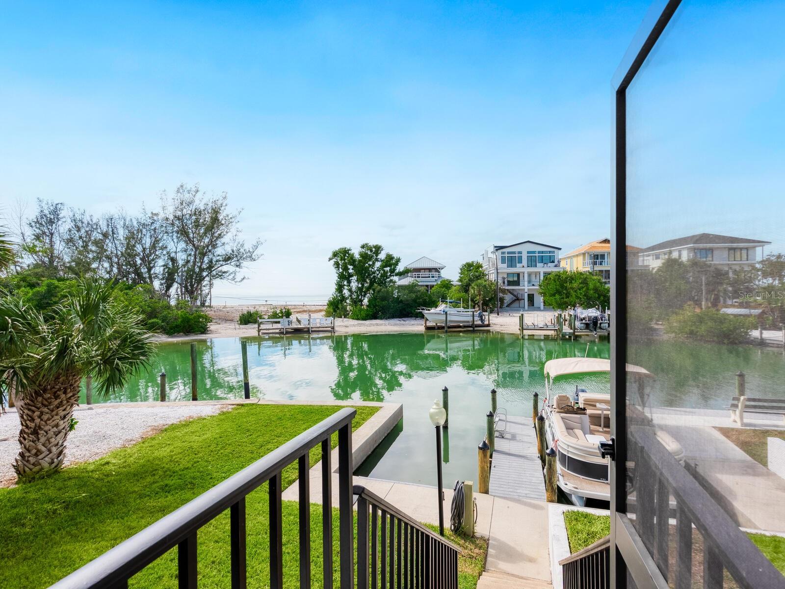 CASTAWAY COVE - Residential