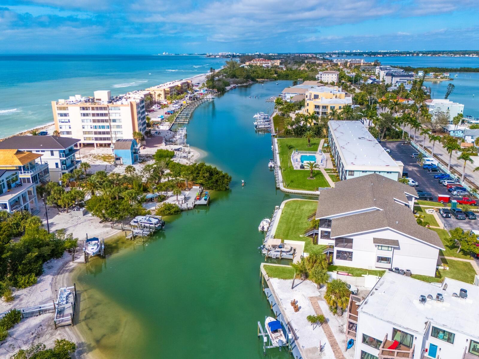 CASTAWAY COVE - Residential