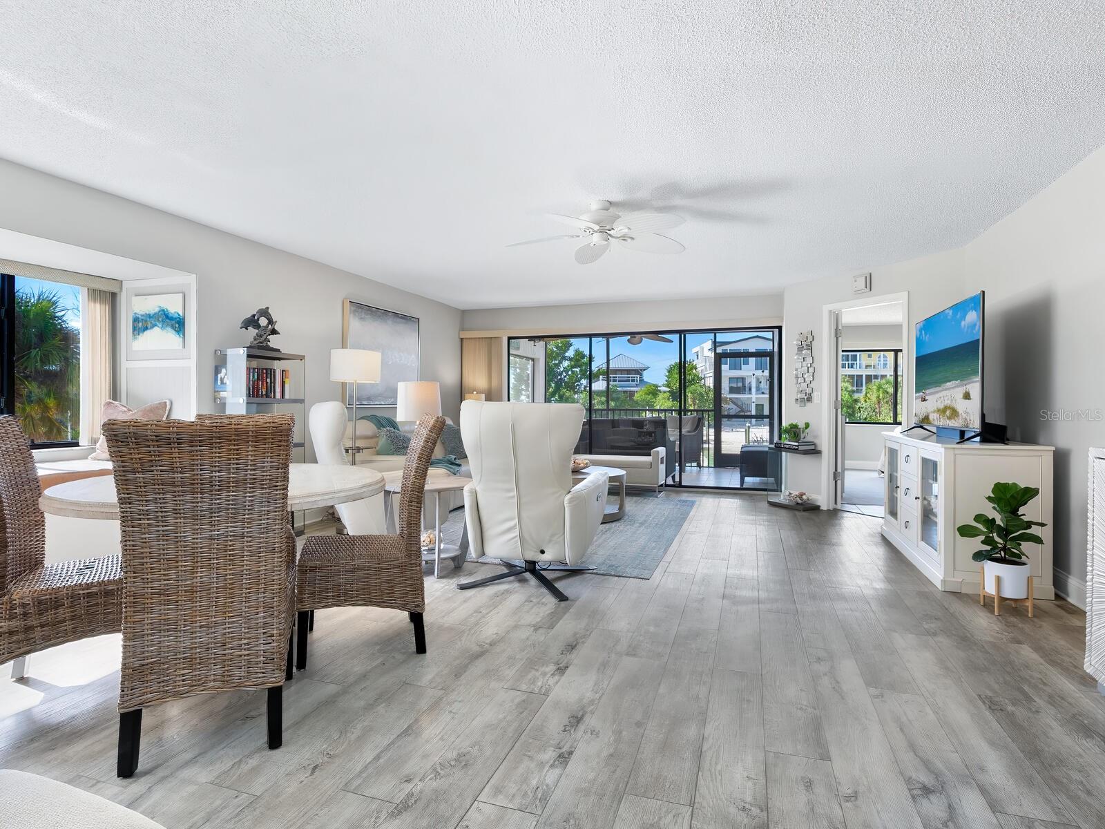 CASTAWAY COVE - Residential