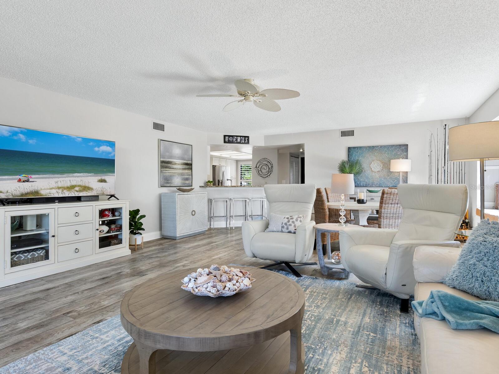 CASTAWAY COVE - Residential