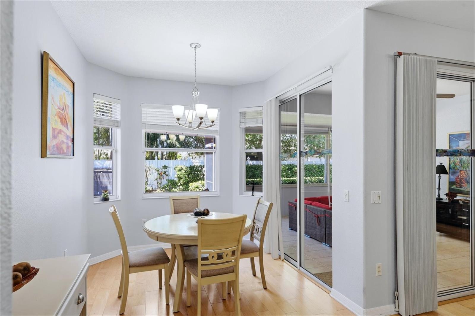 CARLYLE AT VILLAGE OF PALM AIRE UN 1 - Residential