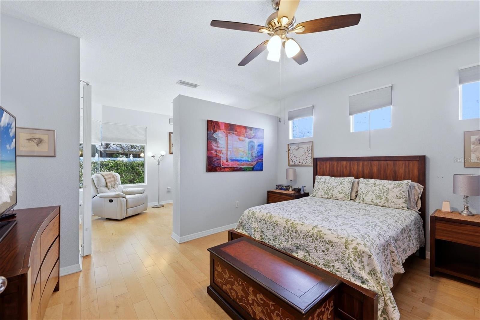 CARLYLE AT VILLAGE OF PALM AIRE UN 1 - Residential