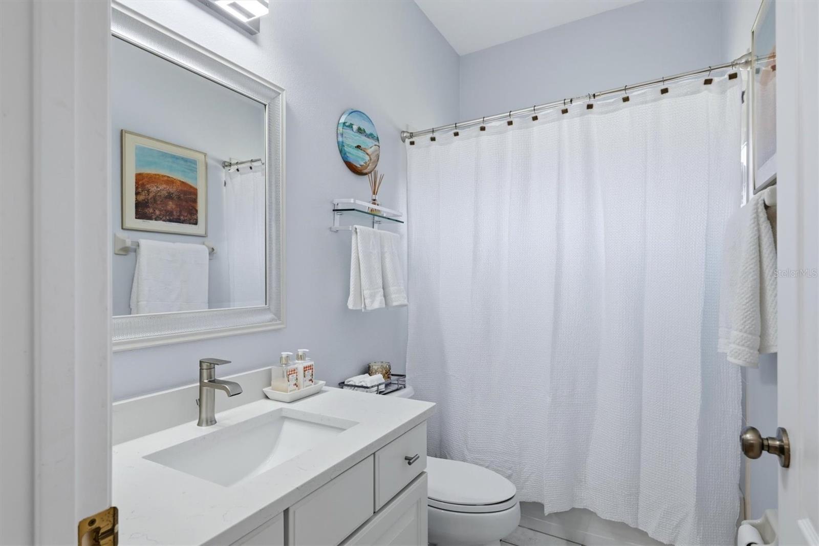 CARLYLE AT VILLAGE OF PALM AIRE UN 1 - Residential