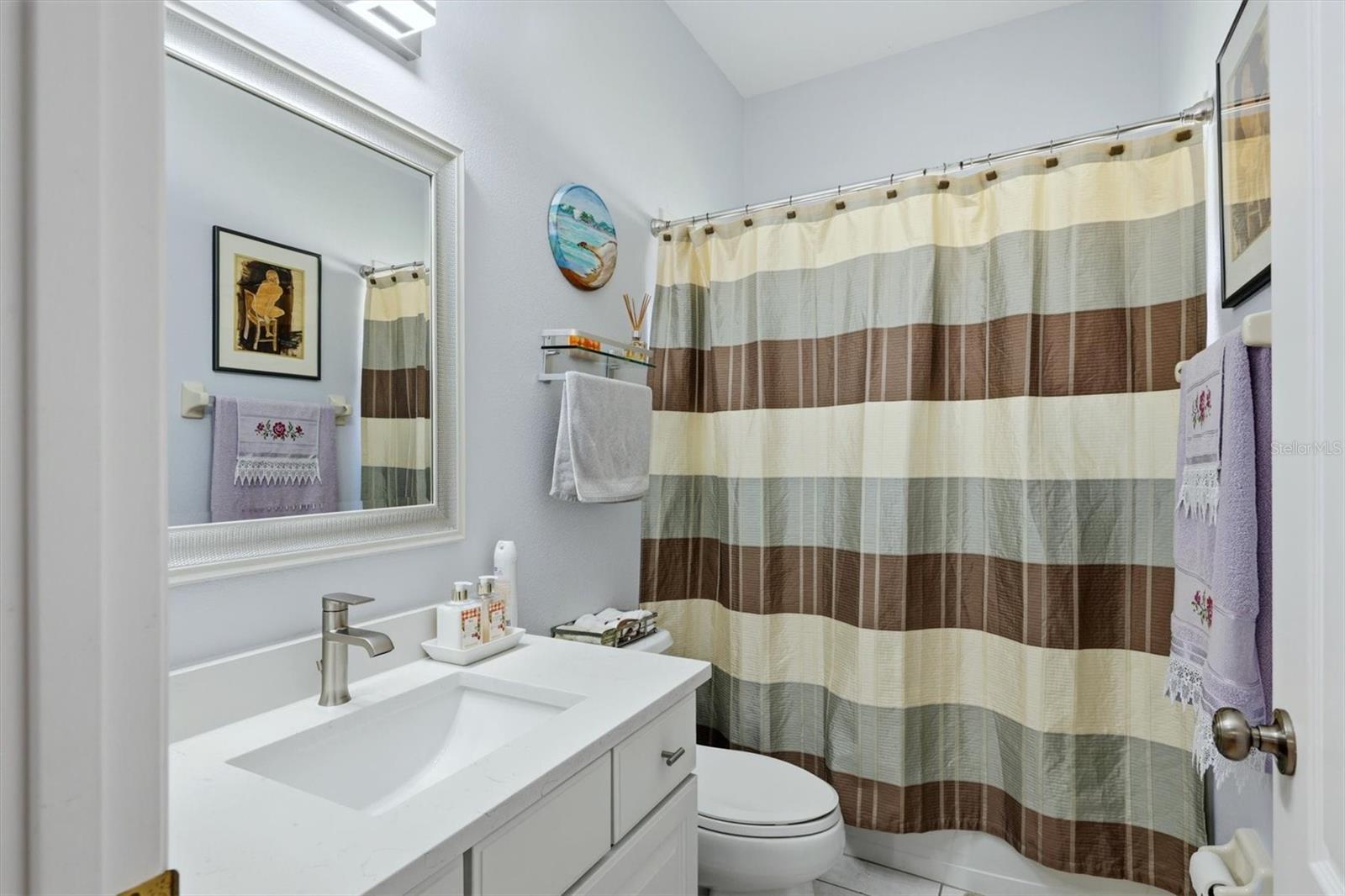 CARLYLE AT VILLAGE OF PALM AIRE UN 1 - Residential